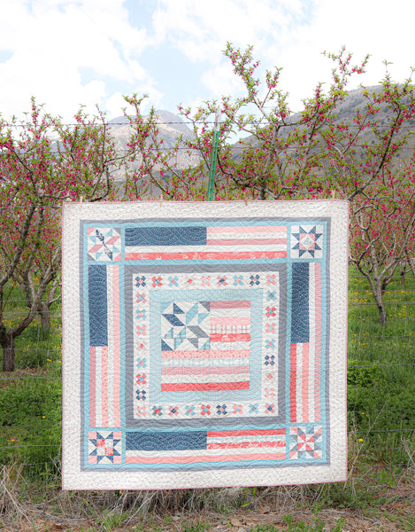 Land That I Love medallion quilt - Paper Pattern