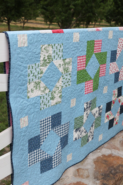 Large Throw Bluegrass Charm Quilt