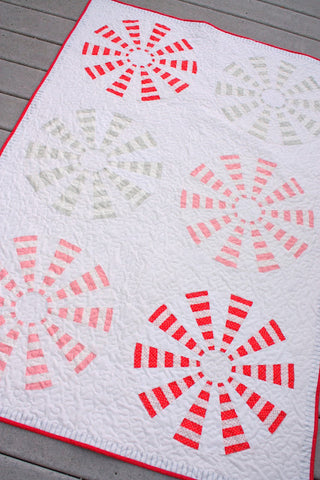 Pink and Red Dresden Pinwheel Crib Quilt