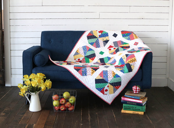 Crib Size Retro Sunnyside Ave Quilt